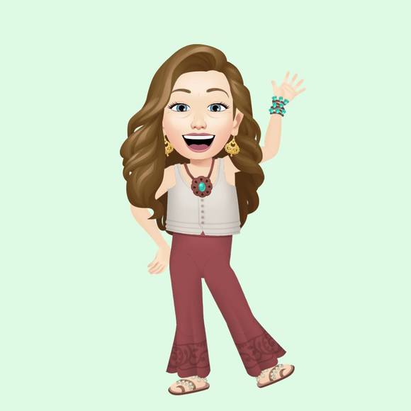Profile Picture of Jacqueline Ireland (@jacquelineir194) on Poshmark