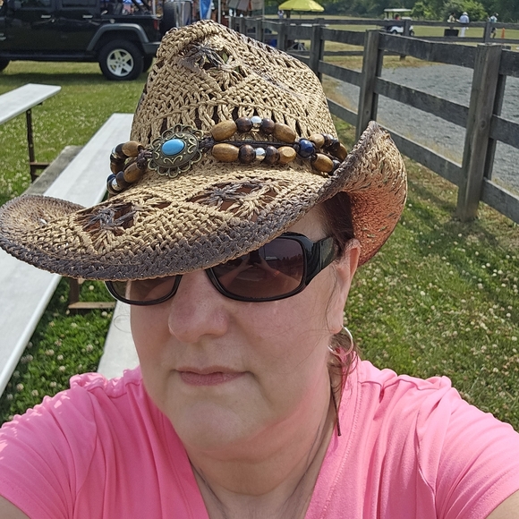 Profile Picture of Joanne Bailey (@missjojosattic) on Poshmark