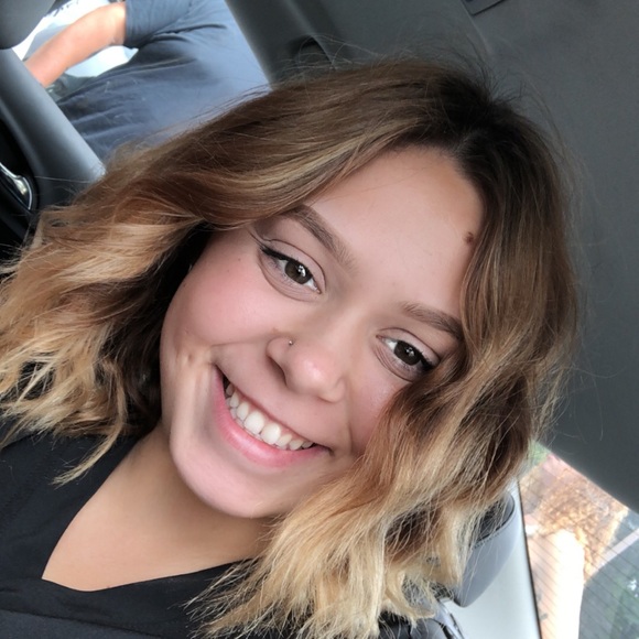 Meaghan Kelly - Poshmark Profile Picture of Meaghan Kelly (@meaghankelly228) on Poshmark