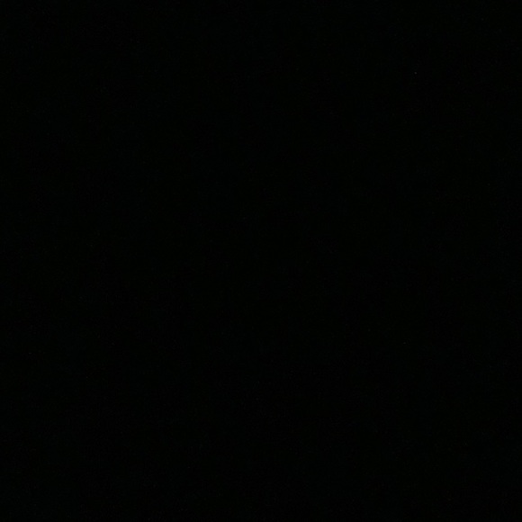 Profile Picture of Sam D (@samd767) on Poshmark