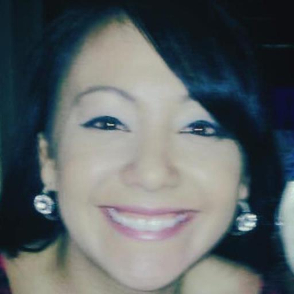 Profile Picture of Lauren Fiesta (@lalena1209) on Poshmark