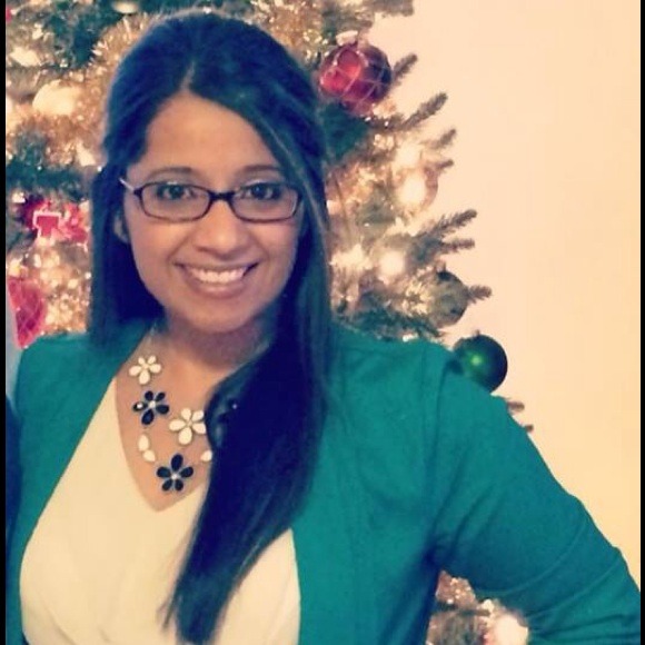 Profile Picture of Jain Thomas (@jainmarie) on Poshmark