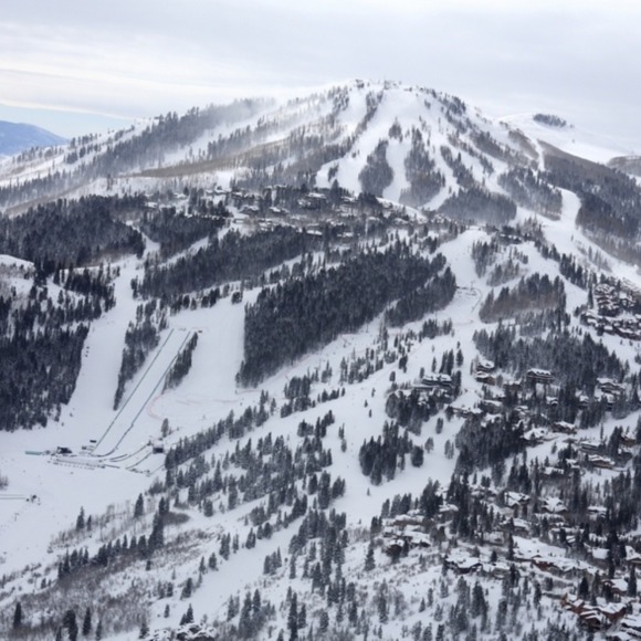 Profile Picture of Aric Ackerman (@beachaa21) on Poshmark