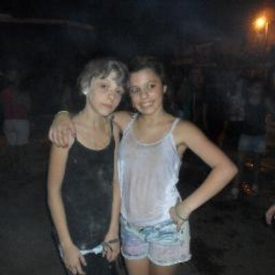 Profile Picture of Juli Schmidt! 3 (@julidisanto22) on Twitter