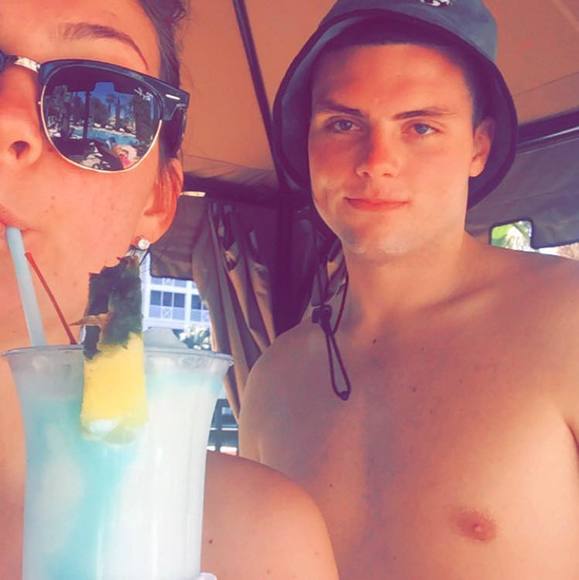 Profile Picture of Joey Cromwell (@cromwellj111) on Poshmark