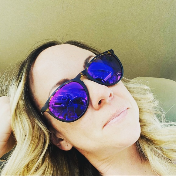Profile Picture of Angie Poole (@adavispedrn) on Poshmark