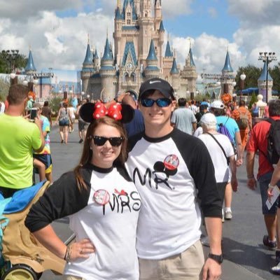 Profile Picture of chelsey cleghorn - magic of mickey travel (@momtchelsey) on Twitter