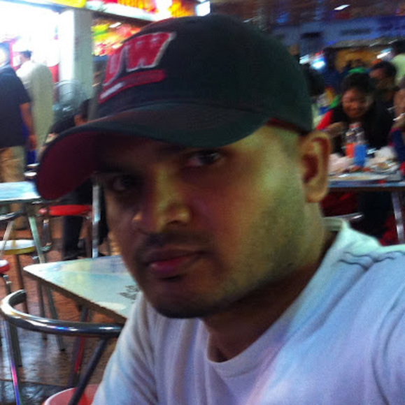Profile Picture of Imran Hossain (@imran99) on Poshmark