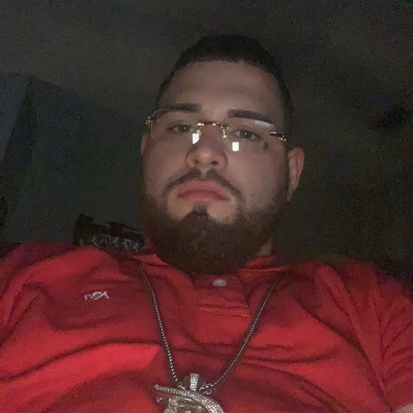 Profile Picture of Joel Vega (@joelvega954) on Poshmark