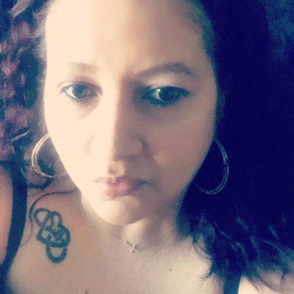 Profile Picture of Rosa Birdsong (@kmb9011) on Poshmark