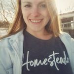 Profile Picture of Kristin (@hiddencreekmaplefarm) on Instagram