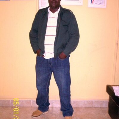 Profile Picture of PETER J. WADE (@pedroj13) on Twitter
