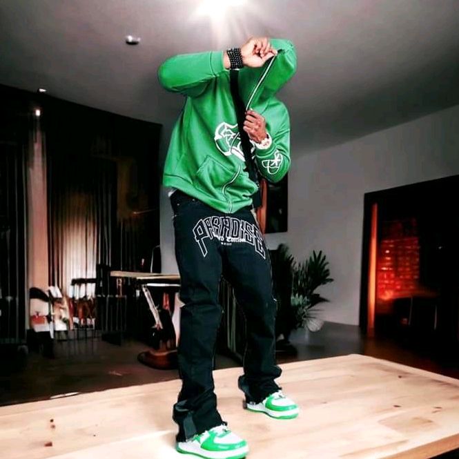 Profile Picture of Sønsøn 💜💜💜💜 (@macklinjean) on Tiktok