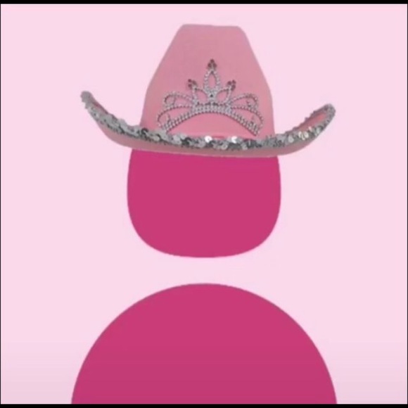 Haley Busch - Poshmark Profile Picture of Haley Busch (@h_busch) on Poshmark