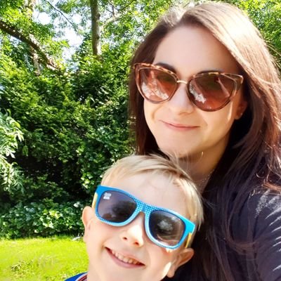Profile Picture of Melissa  🦄 (@_mel_bell) on Twitter