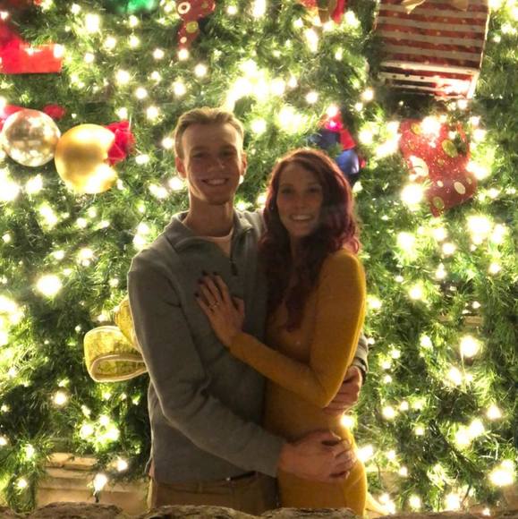 Profile Picture of Taylor Greer (@trgreer96) on Poshmark