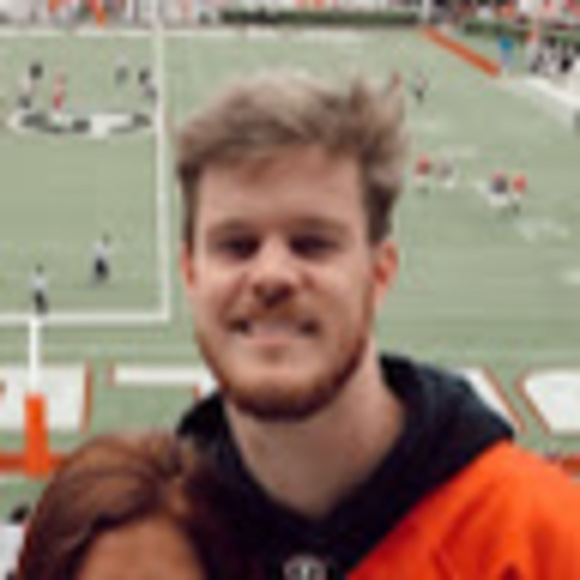 Profile Picture of Shawn Humphrey (@shawnmh7) on Poshmark