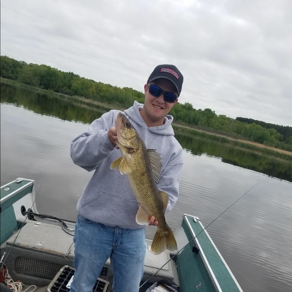 Profile Picture of Wyatt Cook (@wcook15) on Poshmark