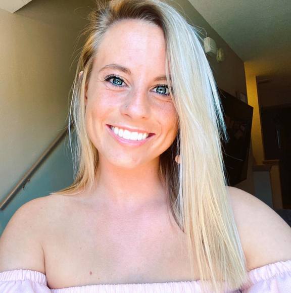 Profile Picture of Jesseca Denhart (@denhartj) on Poshmark