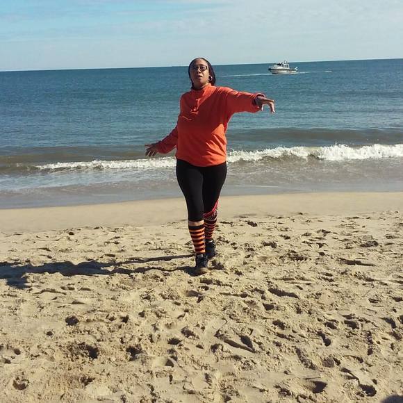 Profile Picture of Mikki Jones (@mikki_jones) on Poshmark