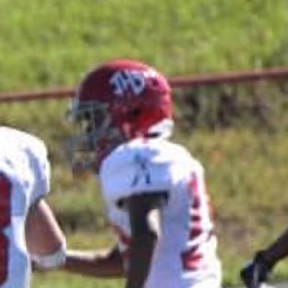 Profile Picture of Jose Isidro (@joseisidro5) on Poshmark