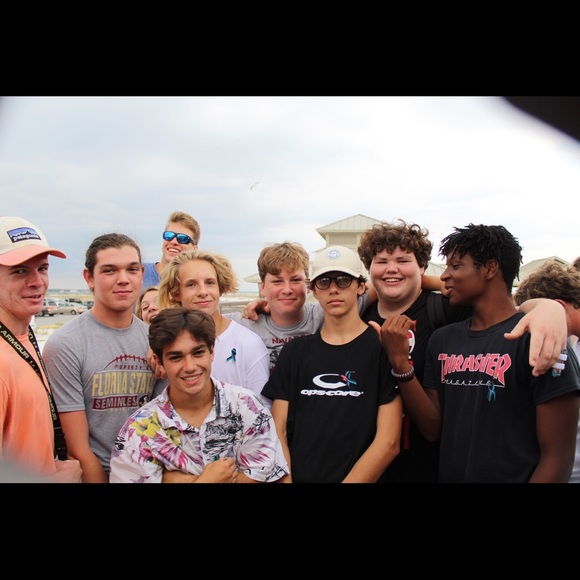 Profile Picture of Joey Bushka (@joeybushka) on Poshmark