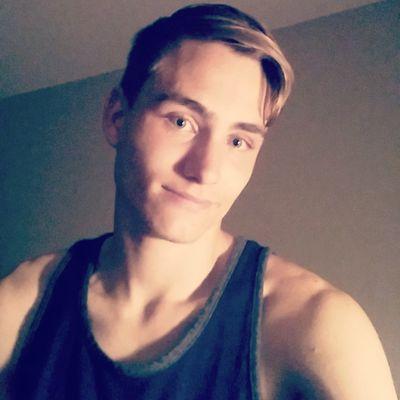 Profile Picture of Bailey Scott Sampson (@sampson248) on Twitter