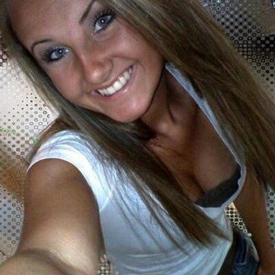 Profile Picture of Julia Snider (@JuliaSnider1) on Twitter