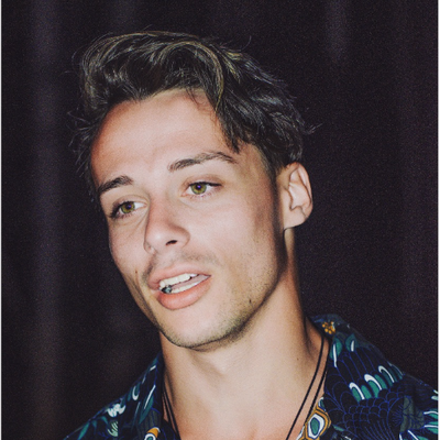 Profile Picture of Michael Serbus (@69savedawhalez) on Twitter