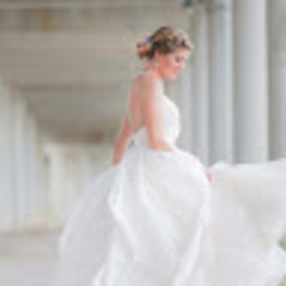 Profile Picture of Nicole Deister (@designernurse) on Poshmark