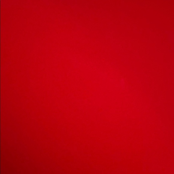 Profile Picture of Natasha Bolds (@nkwellebolds) on Poshmark