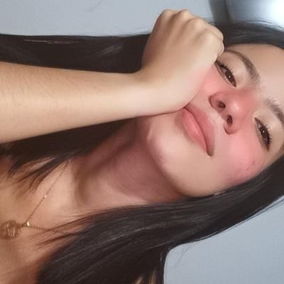 Profile Picture of Jenny Villanueva (@jevi9710) on Twitter