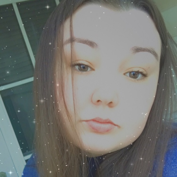 Profile Picture of Jessica Bednarek (@jxss1) on Poshmark
