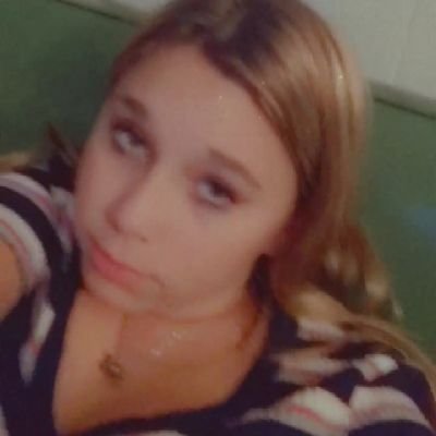 Profile Picture of Lilly Armstrong (@lillyAr98553195) on Twitter
