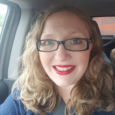 Profile Picture of Robin Jarman (@TheJarmom) on Twitter