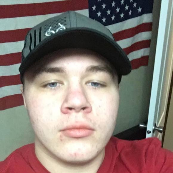 Profile Picture of Braden Abner (@bradenabner) on Poshmark