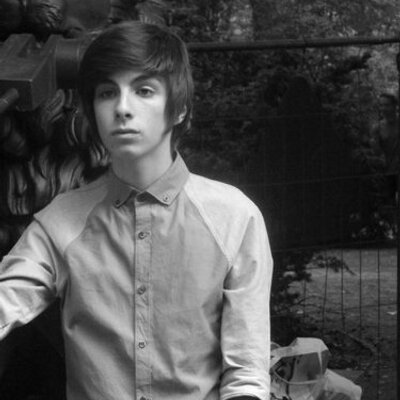 Profile Picture of James Lago (@MonsieurFlorida) on Twitter