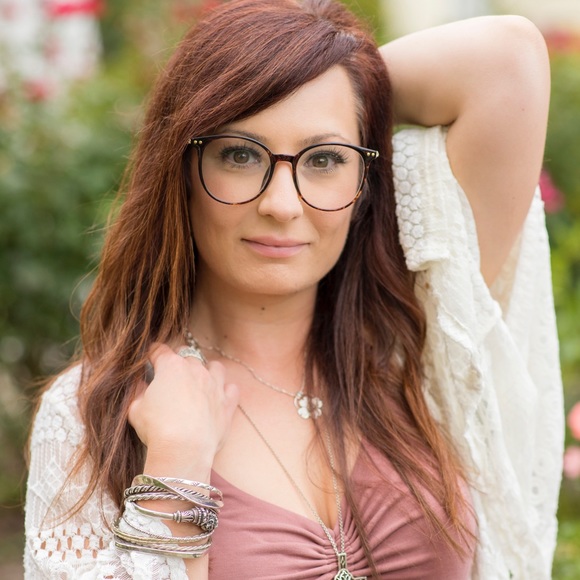 Profile Picture of Ty Wolfe (@tycw2) on Poshmark