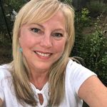 Profile Picture of Deborah Crain (@vickiarlewis) on Instagram