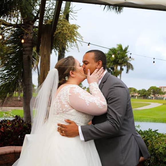 Profile Picture of Adrian Dunbar (@adunbar12) on Poshmark