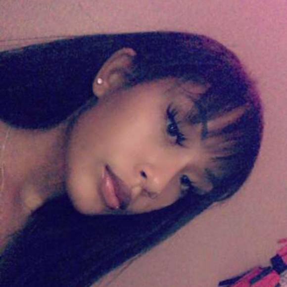 Profile Picture of Kalen Heglund (@kalen_kori) on Poshmark