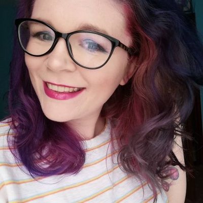 Profile Picture of 💖Carrie🌱✨ (@CarrieGJane) on Twitter