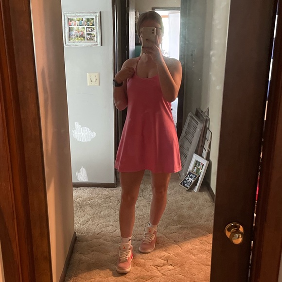 Profile Picture of Lydia Simerman (@lyds5736) on Poshmark