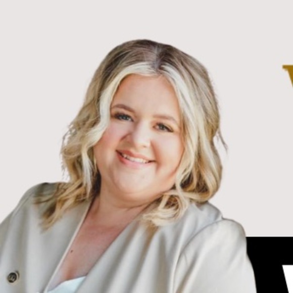 Profile Picture of Whitney Carter (@wlcarter14) on Poshmark