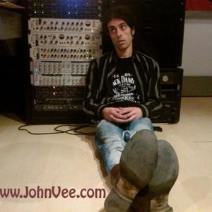 Profile Picture of John Vee (@johnveemusic) on Myspace