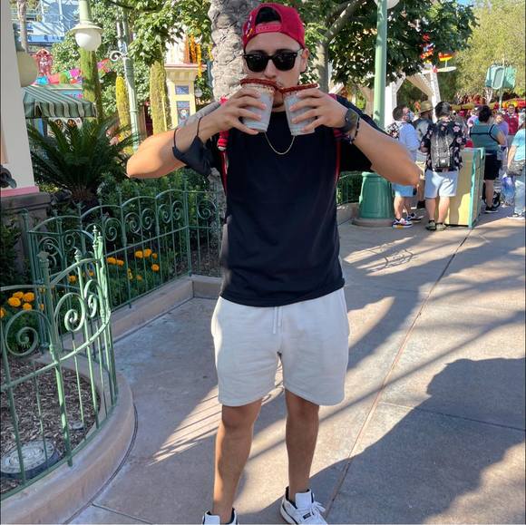 Profile Picture of Brian Ocampo (@brianocampo912) on Poshmark