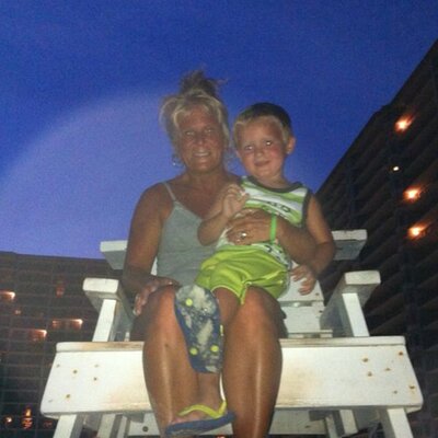 Profile Picture of Janet Pico (@janetkpico) on Twitter