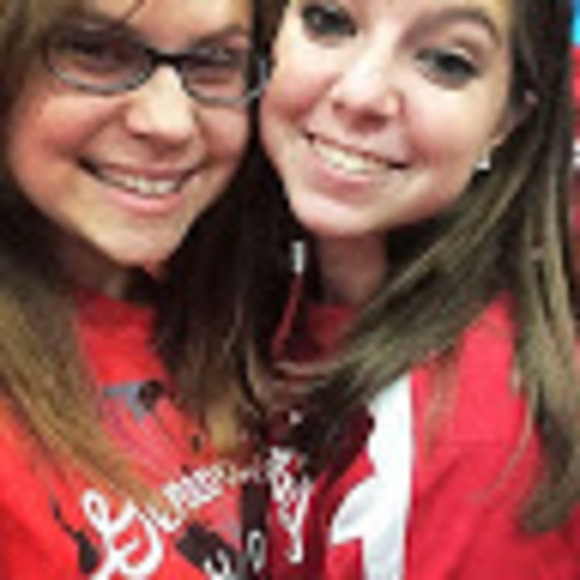 Profile Picture of Hanna Pakkala (@pakkala10419) on Poshmark