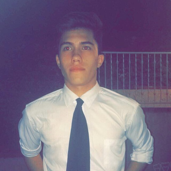 Profile Picture of Isaac Ibarra (@aroiz235) on Poshmark