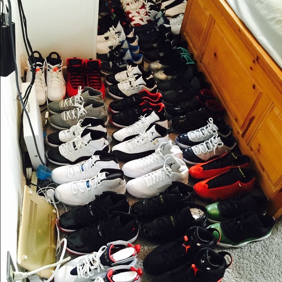 Profile Picture of Ryan Skovranko (@officialsneakas) on Poshmark